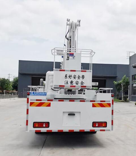 程力威牌CLW5120JGK6HX型高空作業(yè)車