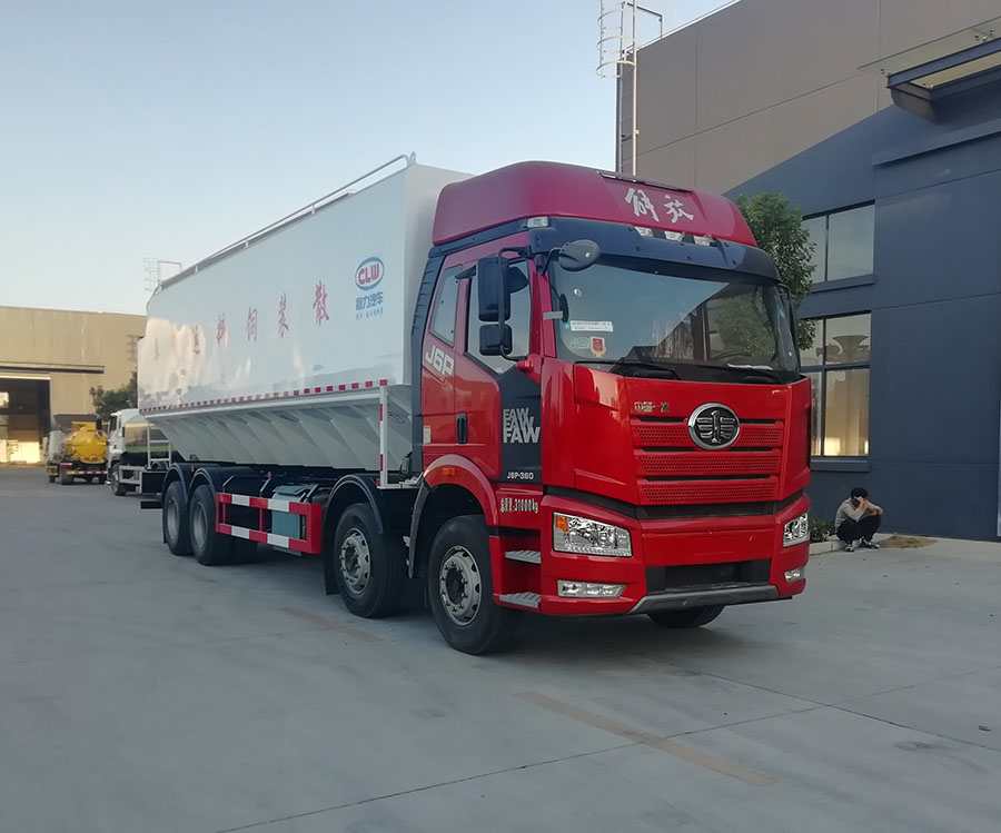 程力牌CL5313ZSL6SS型散裝飼料運(yùn)輸車